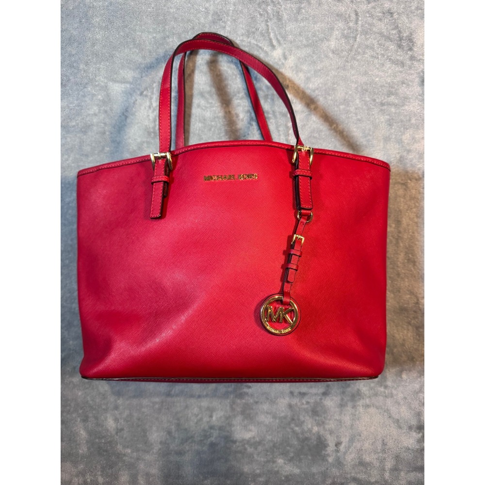 Michael Kors Voyager Saffiano Leather Tote Bag Medium Red Gold Tone Hardware